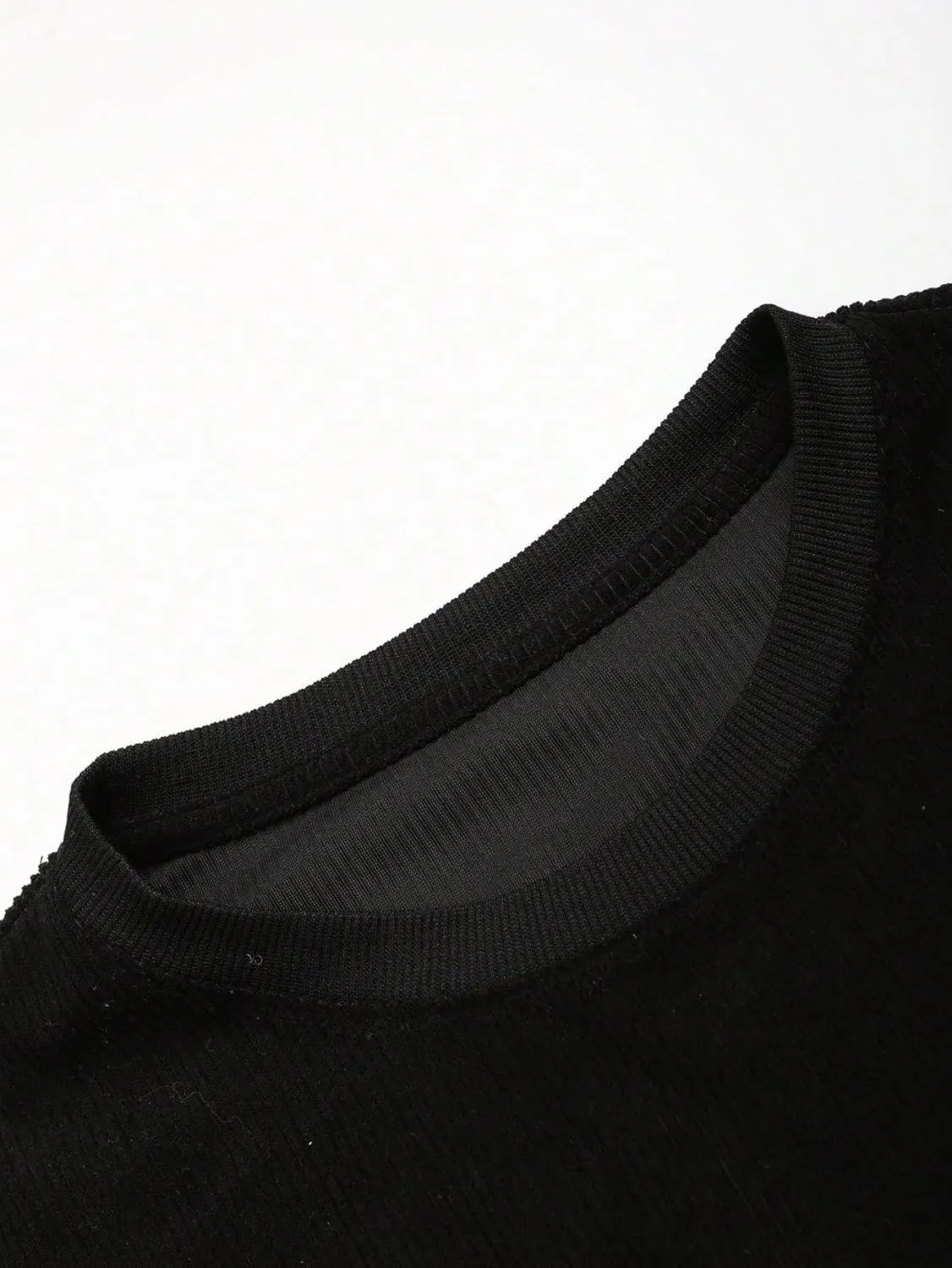 Verdusa Men's Casual Oversized Shirt Drop Shoulder Loose Fit Cropped Tops Half Sleeve T Shirts